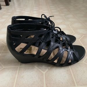 Crown Vintage Black Wedge Sandals Size 6.5